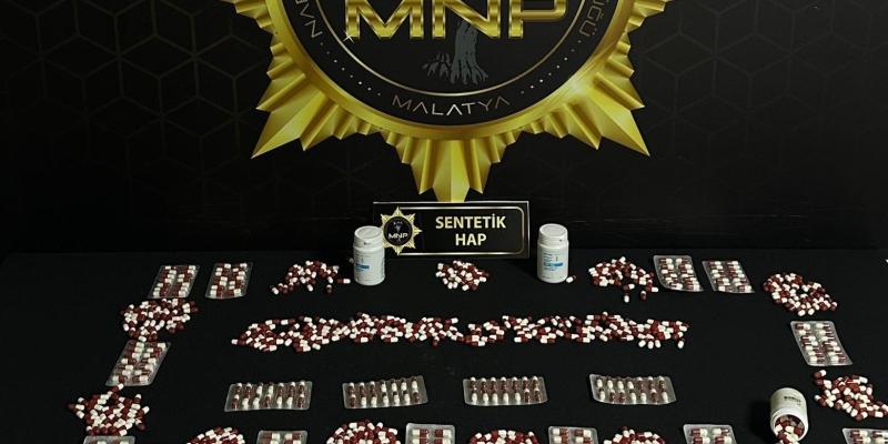 Malatya’da 898 adet uyuşturucu hap ele geçirildi: 2 gözaltı