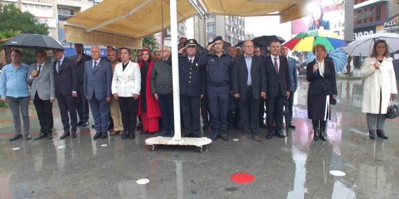 Balıkesir’de Muhtarlar Günü yağmur altında kutlandı