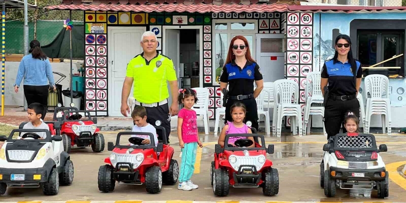Çocuklara uygulamalı trafik eğitimi