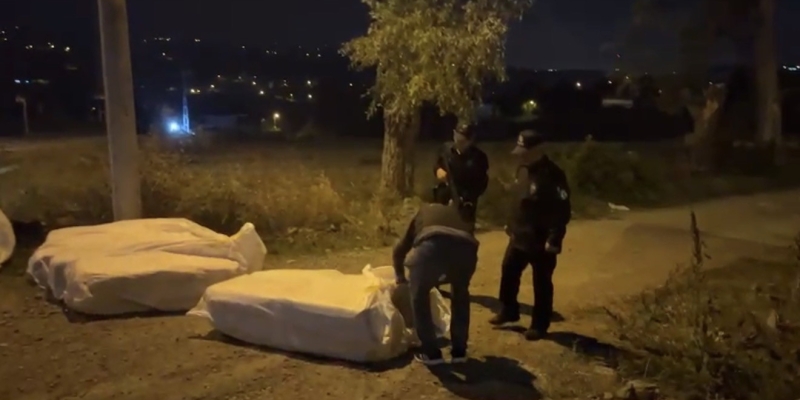 Samsun’da gece açık alandaki çuvallardan 215 bin uyuşturucu ele geçirildi: 2 gözaltı