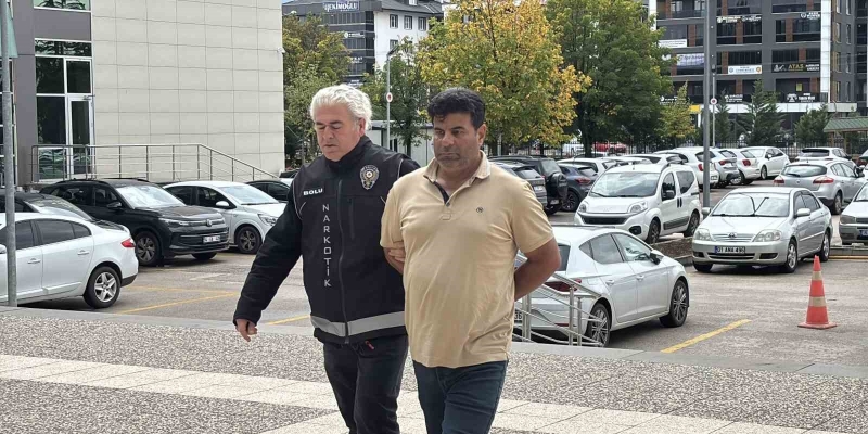 Bolu’da aracın dingillerine gizlenmiş 7 kilo uyuşturucu ele geçirildi