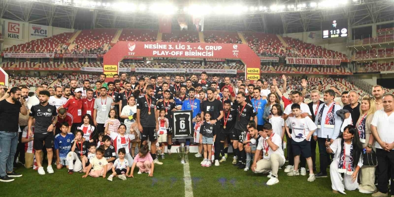 İstiklalspor Kulüp Başkanı Akarca: "2. Lig’de de hedefimiz büyük"