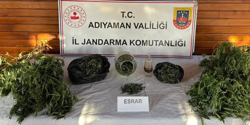 Uyuşturucu operasyonunda 3 kişi tutuklandı