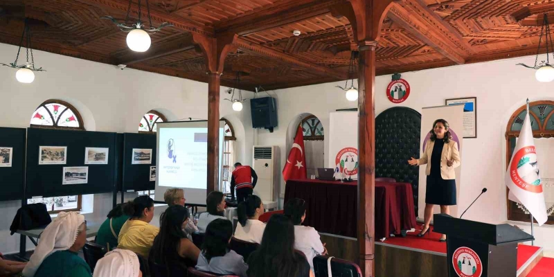 Menteşe Belediyesi kadınları bilinçlendiriyor