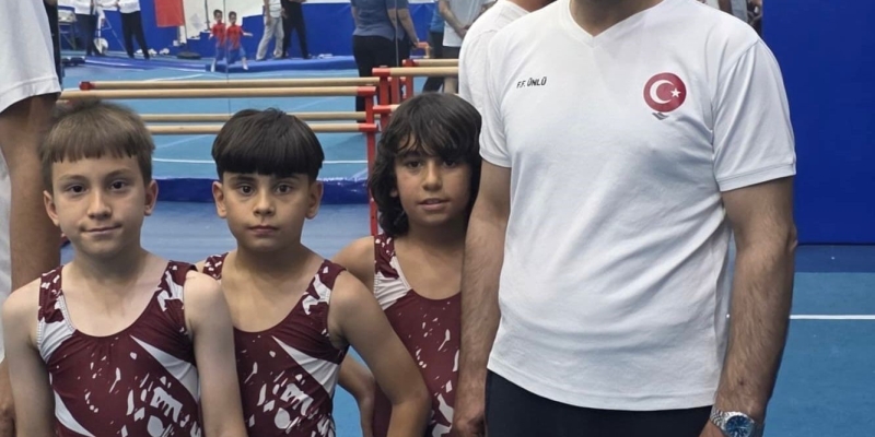 Elazığlı minik cimnastikçilerden bölgesel başarı