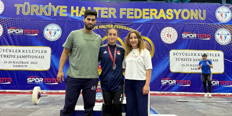 Buse Er’den Türkiye 2’nciliği