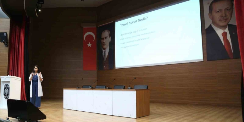 Melikgazi’de duruş bozuklukları ve ofis egzersizleri eğitimi verildi