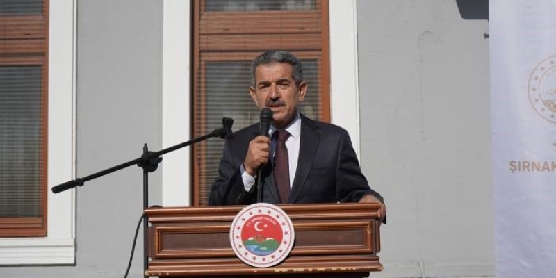 Vali Ekici: "Bir çocuk okula gitmiyorsa, Dicle’de kuzuyu kurda kaptırmışız demektir"