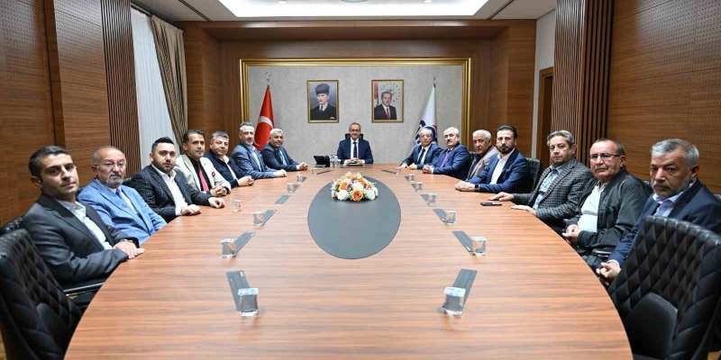 TSO heyeti Vali Seddar Yavuz ile bir araya geldi