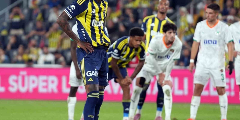Süper Lig’in ilk 8 haftasında en çok penaltı kazanan Fenerbahçe oldu