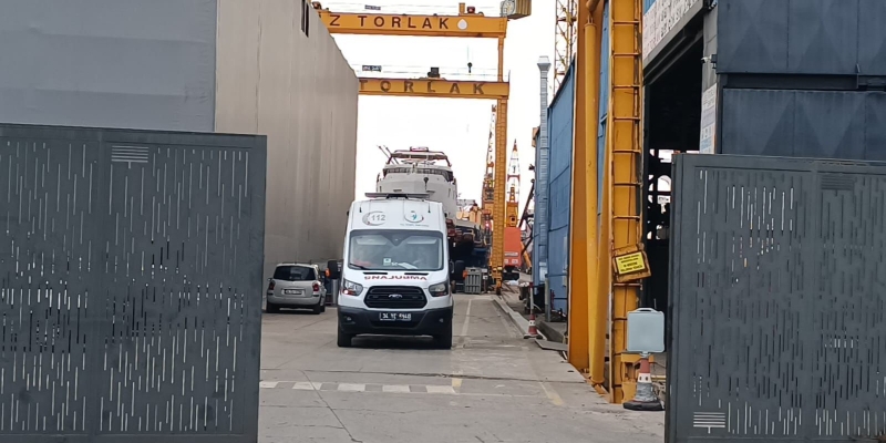 Tuzla tersanesinde patlama: 1 işçi hayatını kaybetti
