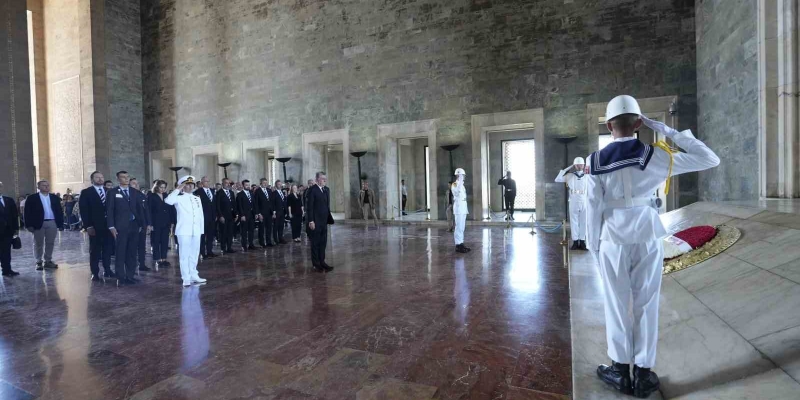 Beşiktaş yönetiminden Anıtkabir’e ziyaret