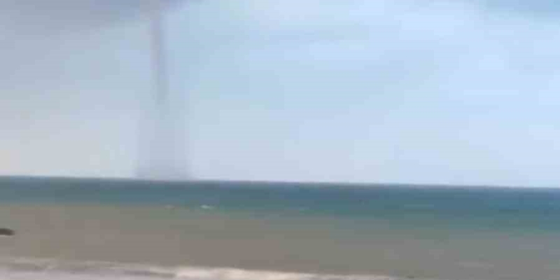 İskenderun Körfezi’nde oluşan hortum cep telefonu kamerasına yansıdı