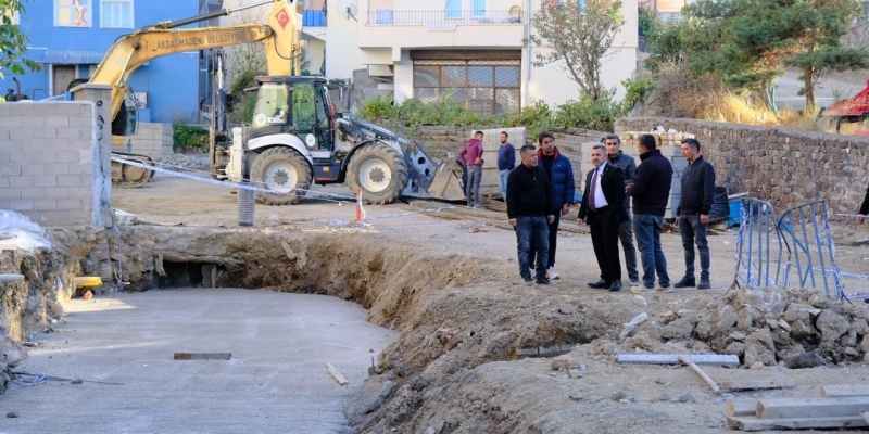 Malazgirt Caddesinde çalışmalar yoğunlaştı