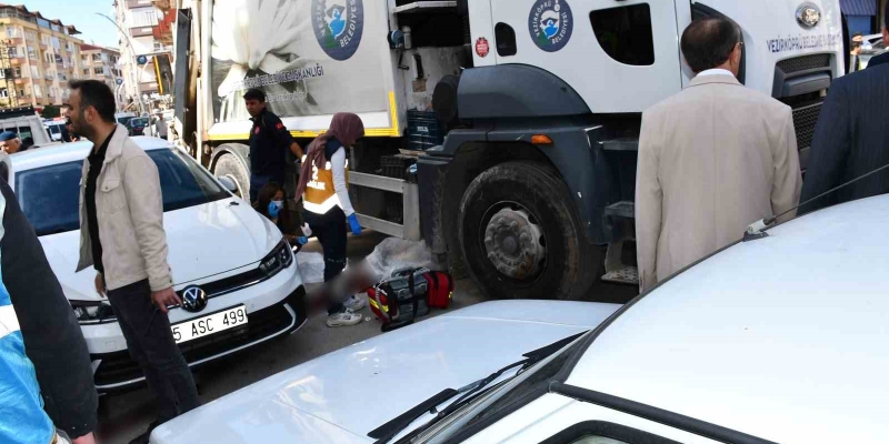 Vezirköprü Belediyesi çöp kamyonunun çarptığı yaşlı adam öldü