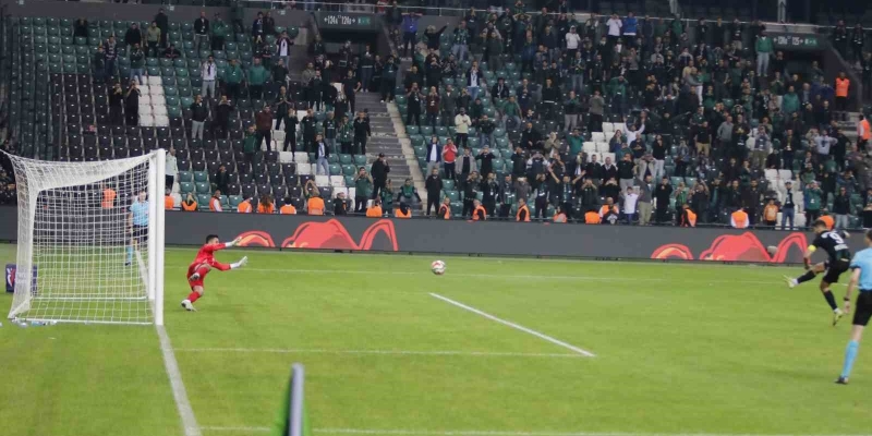 Trendyol Süper Lig: Kocaelispor:1 - Eyüpspor: 0 (Maç sonucu)