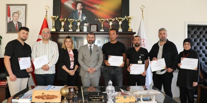 Bayburt’ta 178 köye sağlık hizmeti götüren saha ekibine teşekkür belgesi verildi