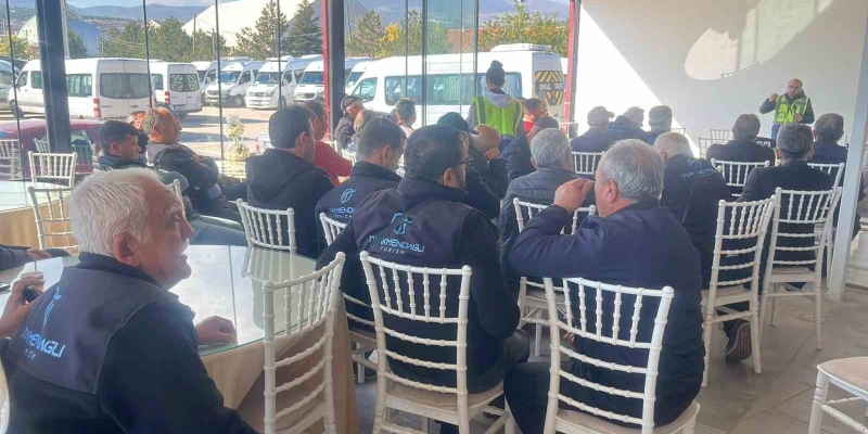 Şoförlere iş güvenliği eğitimi verildi