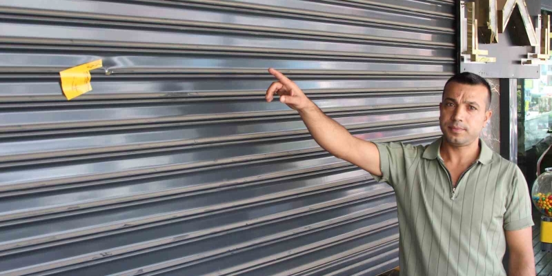 Adana’da iş yeri iki defa kurşunlandı: "El bombası attıracağım" diyerek haraç istemeye başladılar