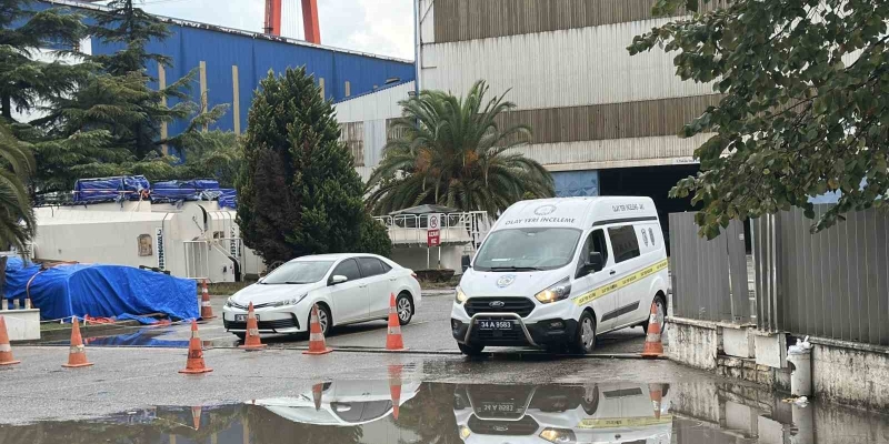 Tuzla’daki gemi kazasında hayatını kaybeden işçinin cenazesi Adli Tıp Kurumu’na kaldırıldı