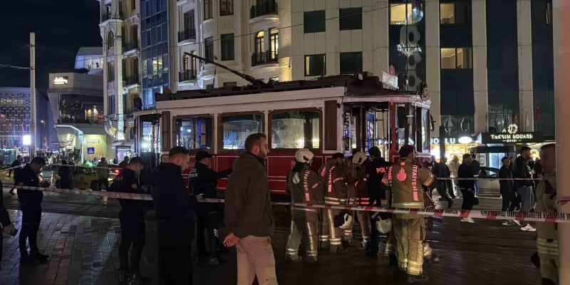 İstiklal Caddesi’nde nostaljik tramvayda yangın paniği
