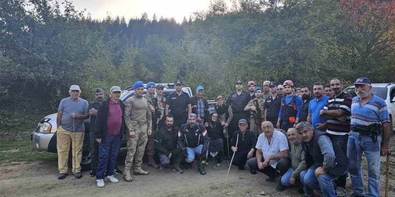 Artvin’de kaybolan Alzheimer hastası yaşlı kadın bulundu