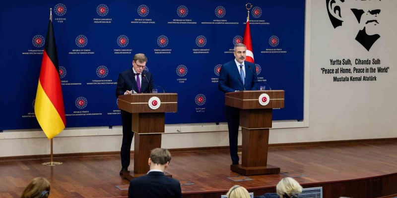 Bakan Fidan: "Türkiye gibi bir güç, Avrupa gibi bir güçle birleştiği zaman bizim birliğimizden bir süper gücün ortaya çıkması mümkün"