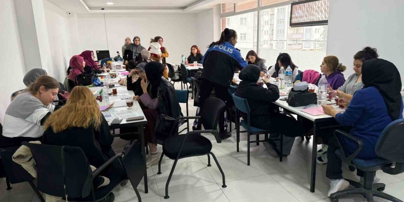 Çankırı’da kadınlara KADES ve UYUMA bilgilendirmesi