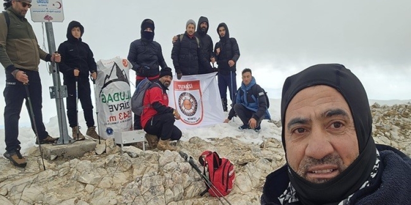 İZAKUT’tan Uludağ zirvesine tırmanış