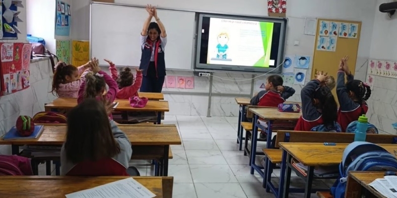 Bayburt’ta ilkokul öğrencilerine gıda güvenliği eğitimi verildi