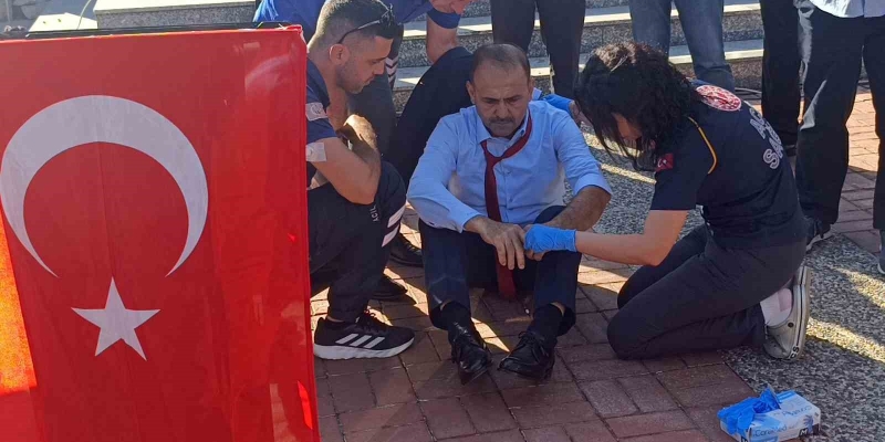 Muhtarlar Günü’nde kürsüde konuşan muhtar baygınlık geçirdi