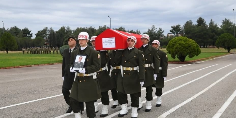 Balıkesir’deki silahlı saldırıda yaşamını yitiren uzman çavuş için askeri tören düzenlendi