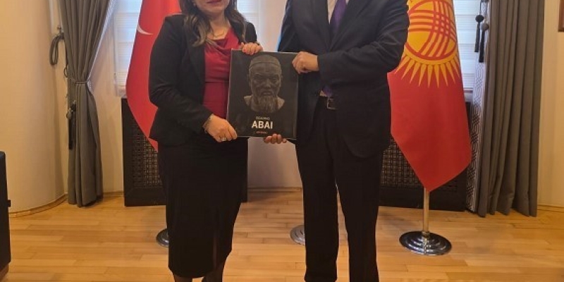 SATKOF Başkanı Bay’dan Sultan Raev’e ziyaret