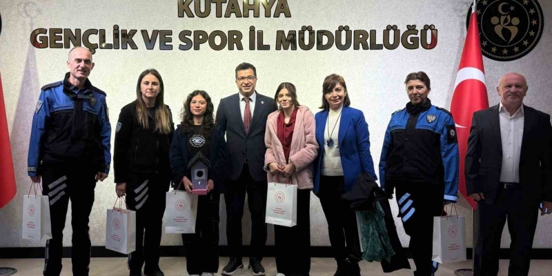 Kütahya Toplum Destekli Polislik Şube Müdürü özel öğrencilerle buluştu