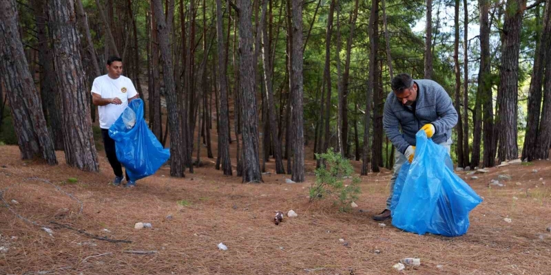 Alanya Belediyesi’nden Erasmus Günleri’nde kale temizliği