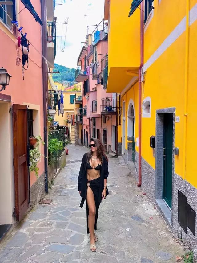 tuvana turkay in sokak tarzi 
