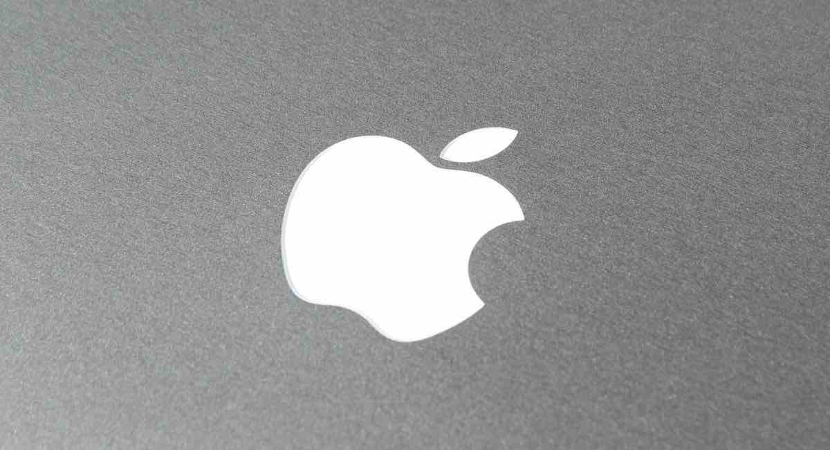 Trump'ın Gümrük Tarifeleri Apple'a Bu Çeyrekte 900 Milyon Dolara Mal Olabilir!
