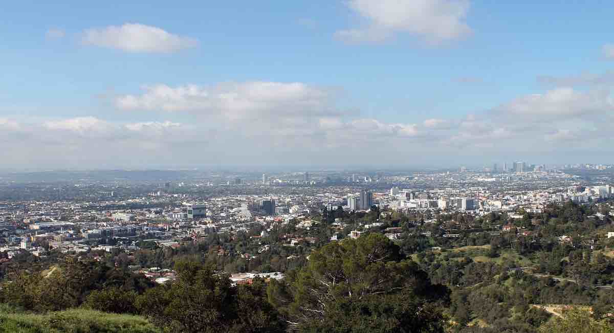 Los Angeles'ta Yangının Küle Çevirdiği 10 Bin Evi Ayağa Kaldırmak Zaman Alacak