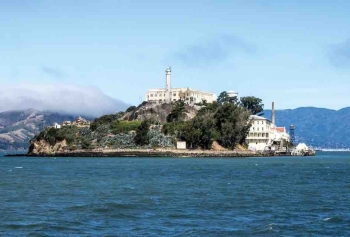 Alcatraz'dan Kaçış! Kaşıkla Tünel Kazıp Kaçan 3 Mahkuma Ne Oldu? 
