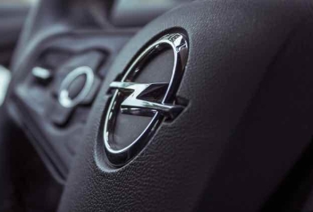 Opel'in Logosu Değişiyor? Yeni Logosu Nasıl Olacak? Şimşek Logosu Tanıtıldı! İşte Detaylar!