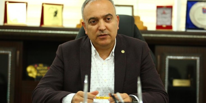 Borçka Belediye Başkanı Ercan Orhan Koronavirüsü Yendi! 