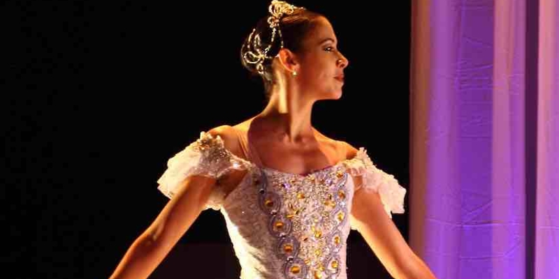 Balerinlerden Esinlenen Güzellik Ve Moda Trendi! 'Balletcore!' 