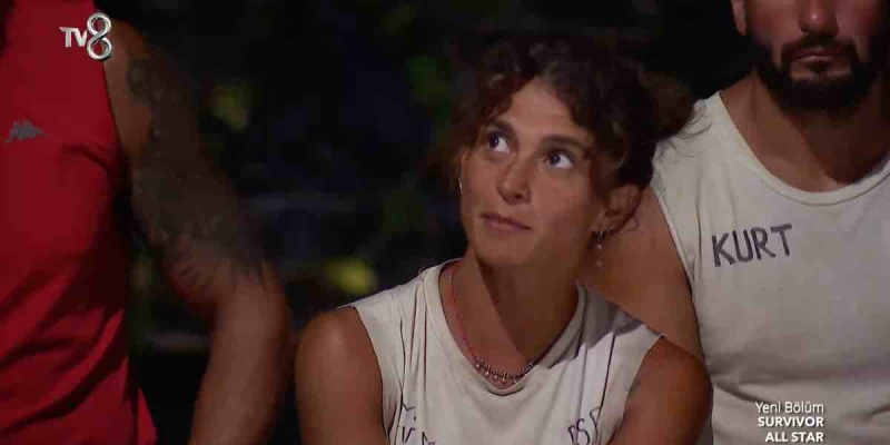 Survivor 2024 All Star'da Pınar Saka Diskalifiye Mi Oldu? Sema Aydemir İle Şok Kavga!