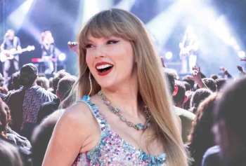 Taylor Swift'in Turne Filmi İçin Ön Bilet Satışları 100 Milyon Doları Buldu! 