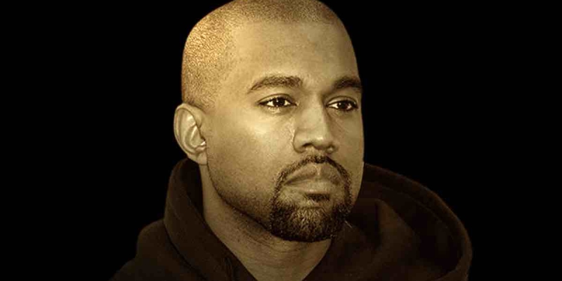 Kanye West'in Titanyum Dişleri Eşinin Telefonunda Arka Plan Görseli Oldu!