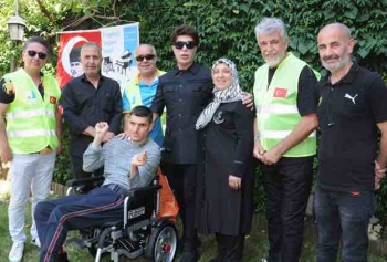 Yılmaz Morgül Engellilere Tekerlekli Sandalye Dağıttı!