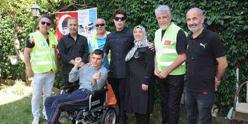 Yılmaz Morgül Engellilere Tekerlekli Sandalye Dağıttı!