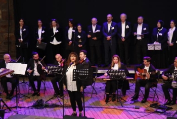Engelsiz Yaşam Derneği'nden Depremzedeler Yararına Türk Alman Yunan Ortak Konser Etkinliği!