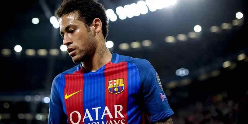 Neymar Neden Barcelona'ya Dönemedi? 