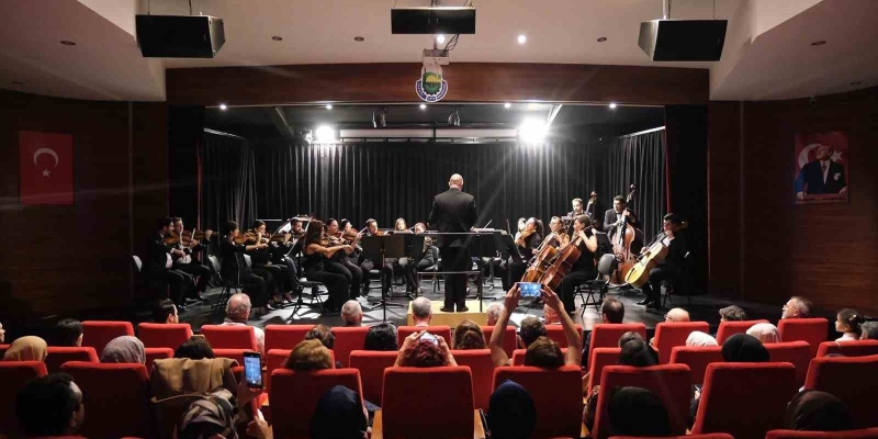 Bursa Bölge Devlet Senfoni Orkestrasından İnegöl’de konser